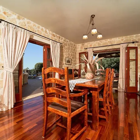 Lila's Luxury Villa *