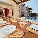 Lila's Luxury * Akrotiri (Zakynthos)