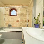 Lila's Luxury * Akrotiri (Zakynthos)