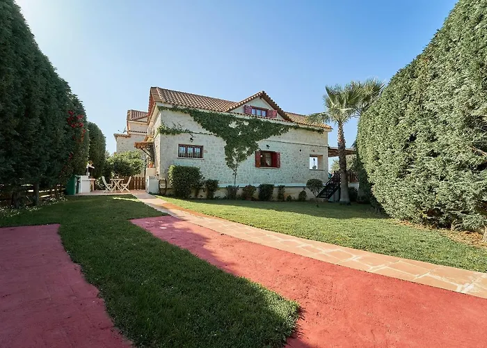Lila's Luxury Villa *